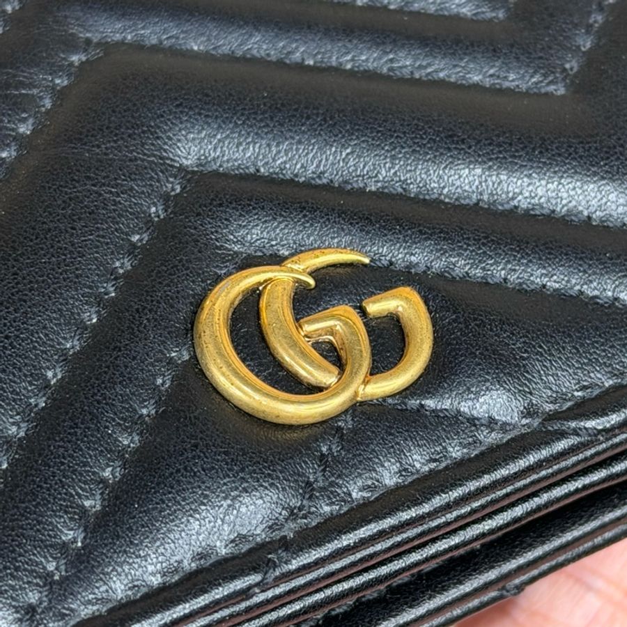 GUCCI 黑色牛皮GG marmont 對開迷你短夾🖤🩶實用小巧-3