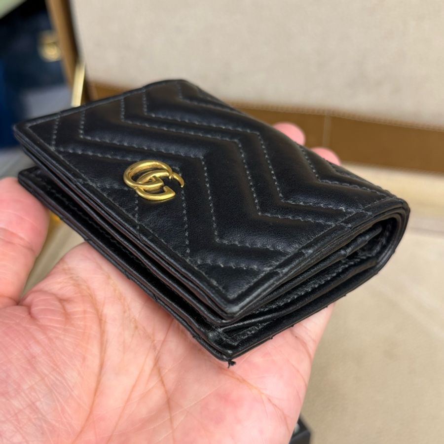 GUCCI 黑色牛皮GG marmont 對開迷你短夾🖤🩶實用小巧-4