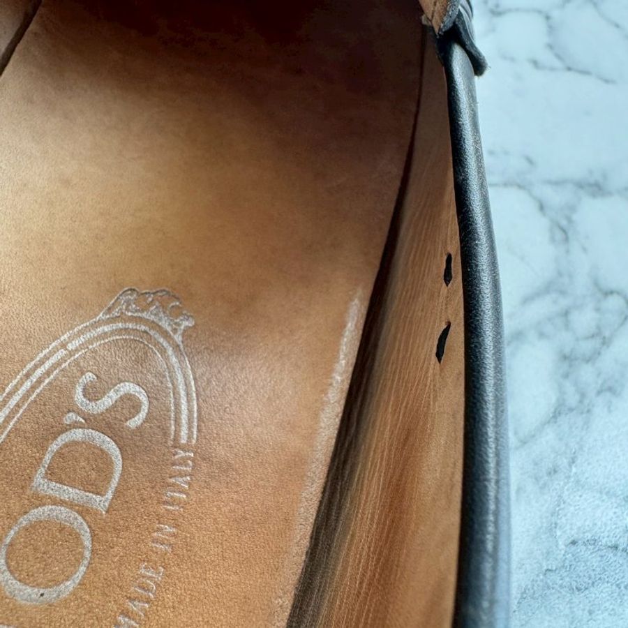 👟上班必買款 TODS 男生黑色樂福鞋-12