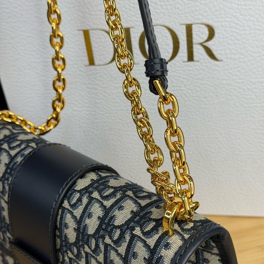 DIOR Montaigne 蒙田30🖤💙2026/3離櫃-13