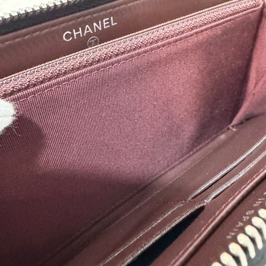 CHANEL A50097 黑羊皮菱格紋銀釦 零錢 發財 長夾 皮夾-43