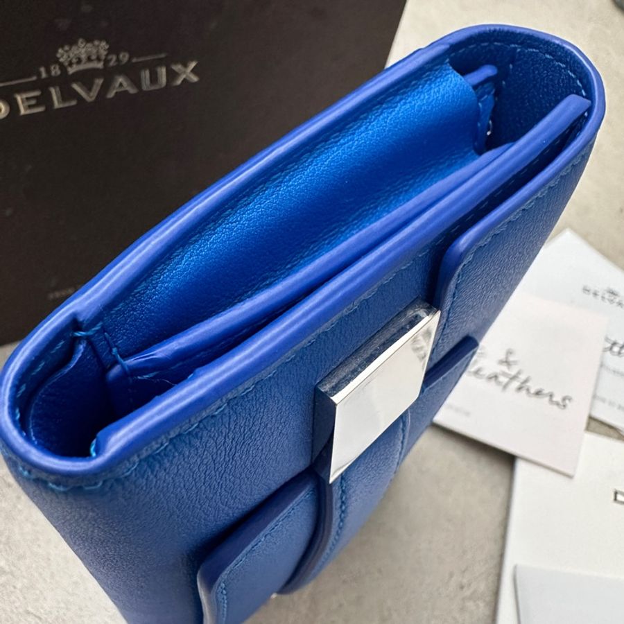 Delvaux 非常經典的 Madame 系列短夾-4