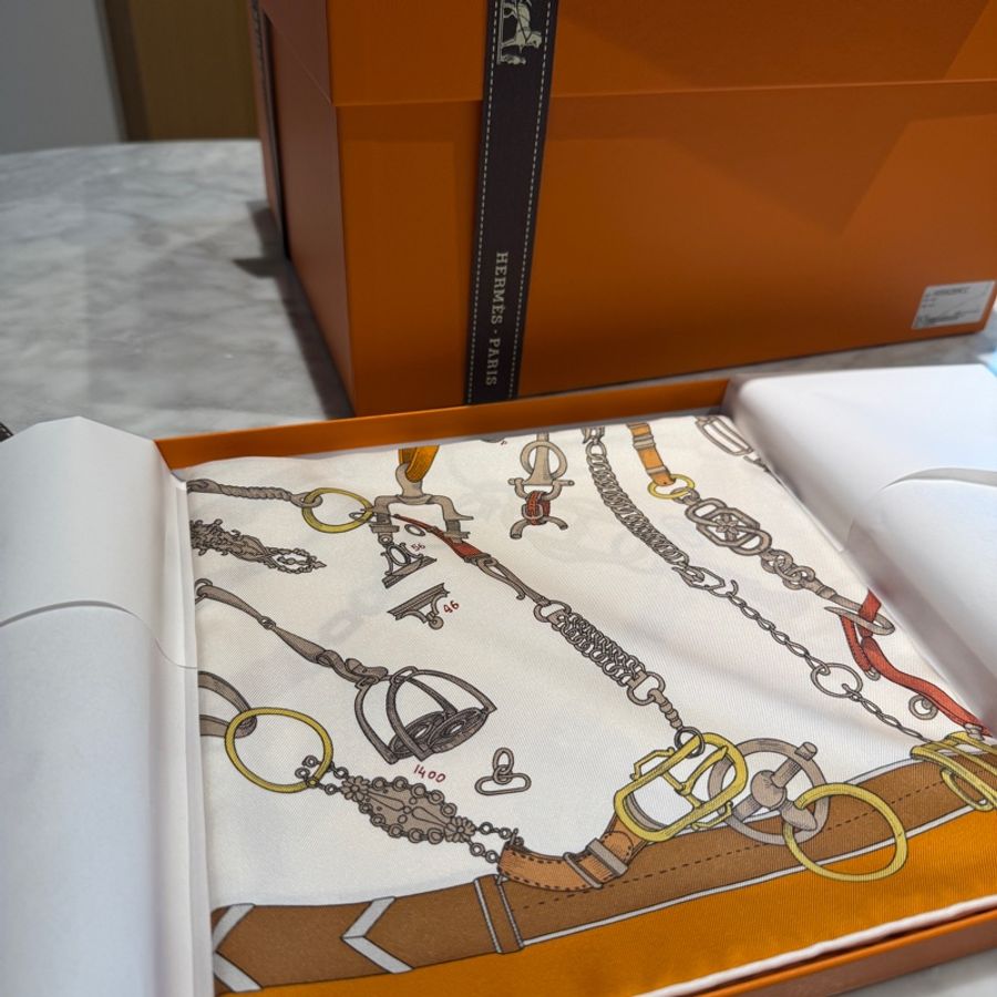 hermes 90*90 絲巾-1