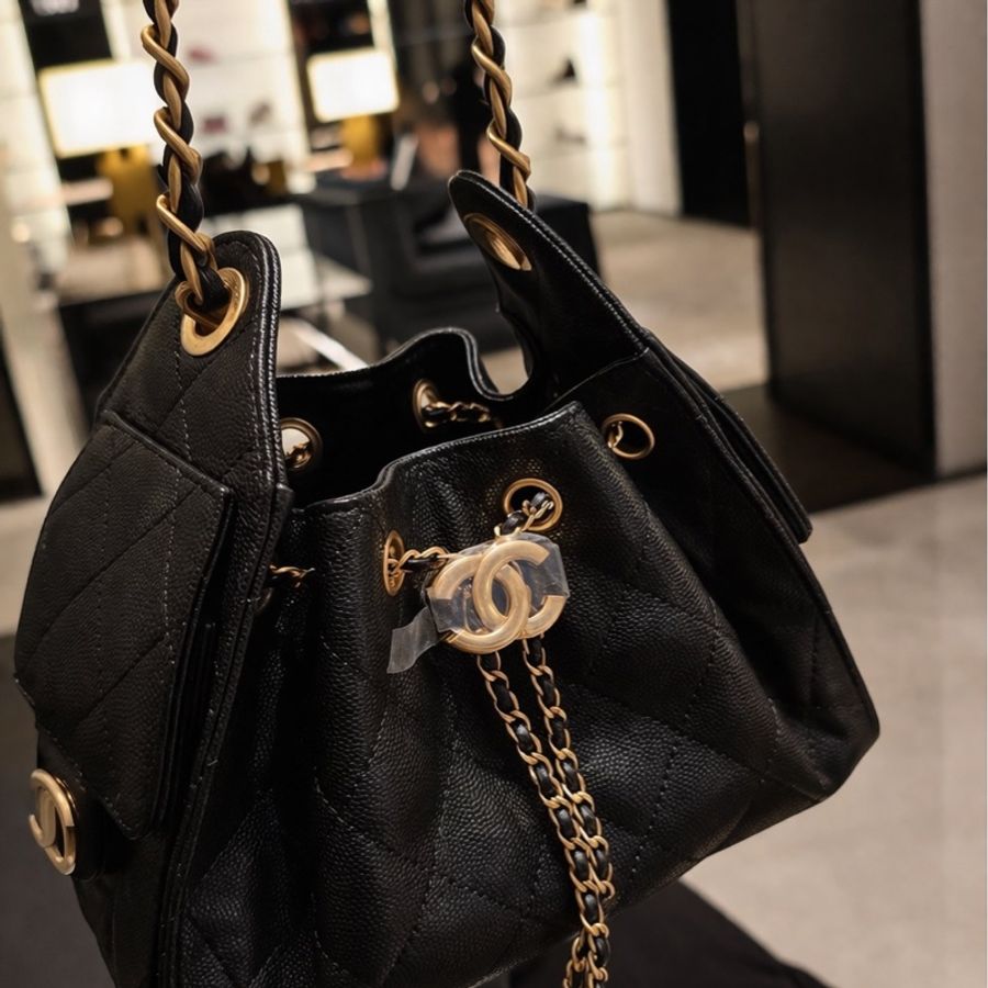 Chanel 25B Small Drawstring Bucket Bag (25B 小號 抽繩水桶包) Chanel 25 Small 黑色荔枝皮金扣-0