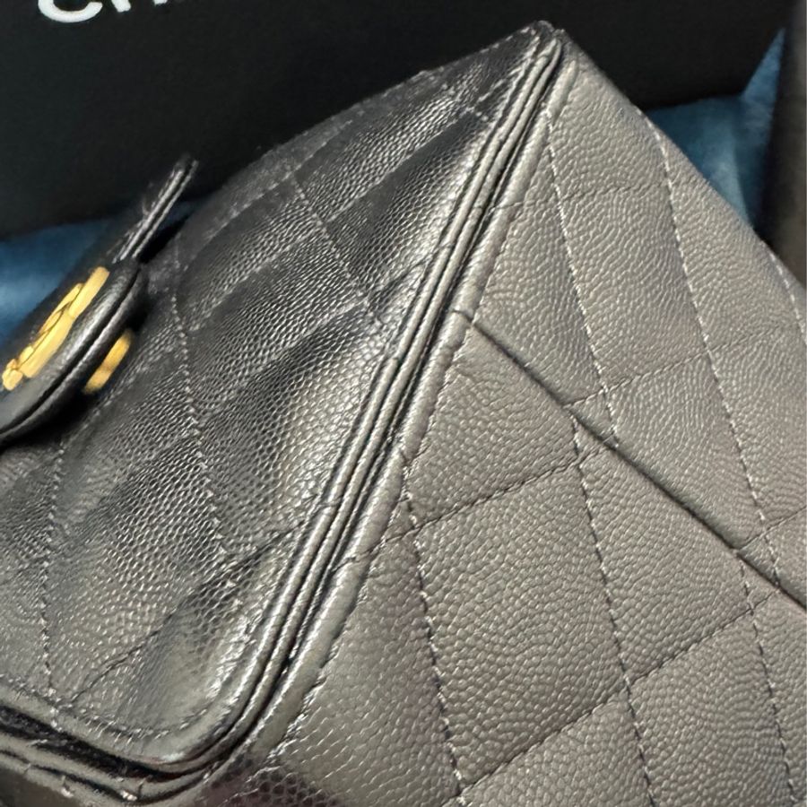 Chanel 25B Small Drawstring Bucket Bag (25B 小號 抽繩水桶包) Chanel 25 Small 黑色荔枝皮金扣-10