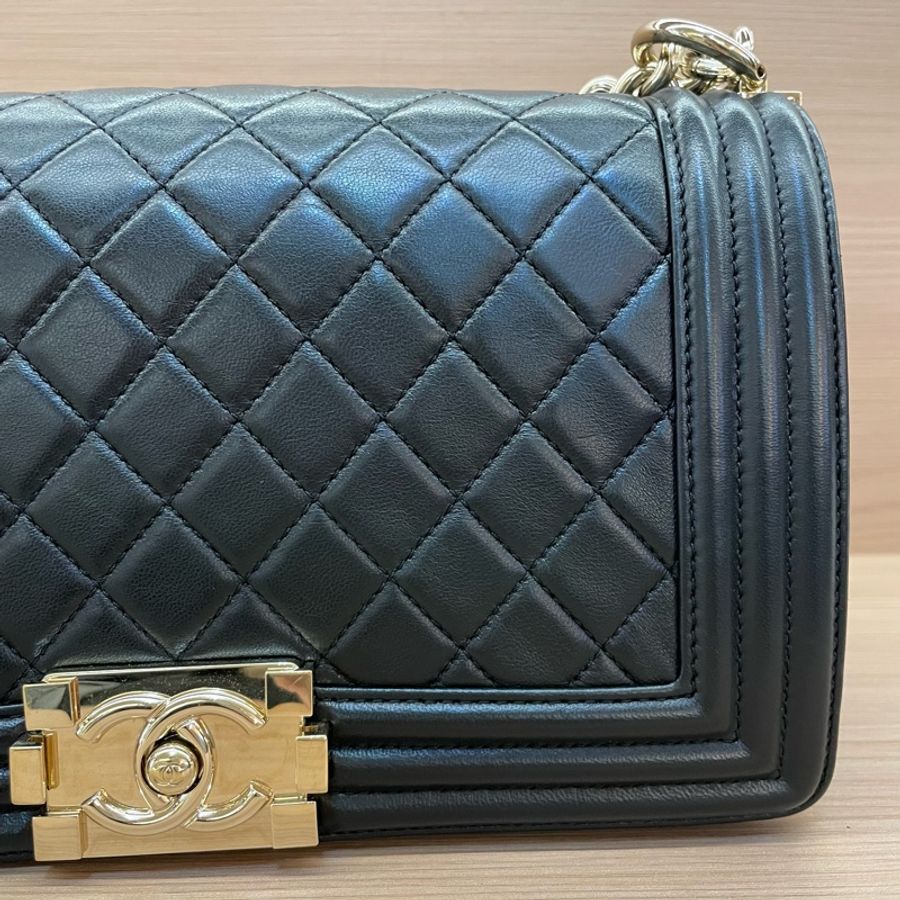 Chanel 黑金 LEBOY 羊皮 2018年 24開 中號 菱格金扣鏈條包 有卡 有塵袋 無盒子 尺寸底長25*高15*寬8*-6