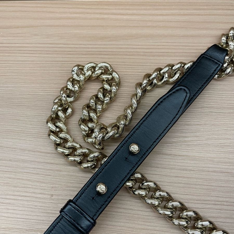 Chanel 黑金 LEBOY 羊皮 2018年 24開 中號 菱格金扣鏈條包 有卡 有塵袋 無盒子 尺寸底長25*高15*寬8*-12