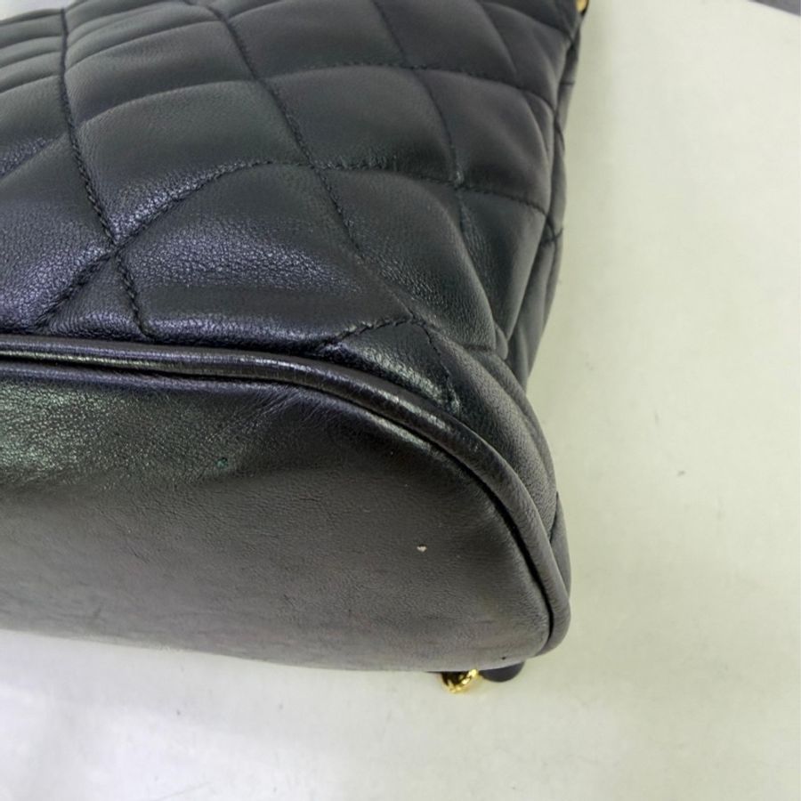 Chanel vintage black color bag-4