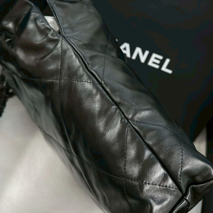 CHANEL香奈兒22bag SoBlack中號芯片款 24年閒置-10