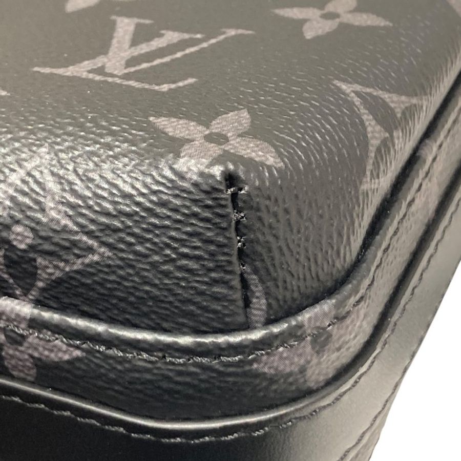 LOUIS VUITTON 路易威登 M45585 MONOGRAM ECLIPSE STEAMER MESSENGER 側背包 PVC帆布 老花 黑色-6