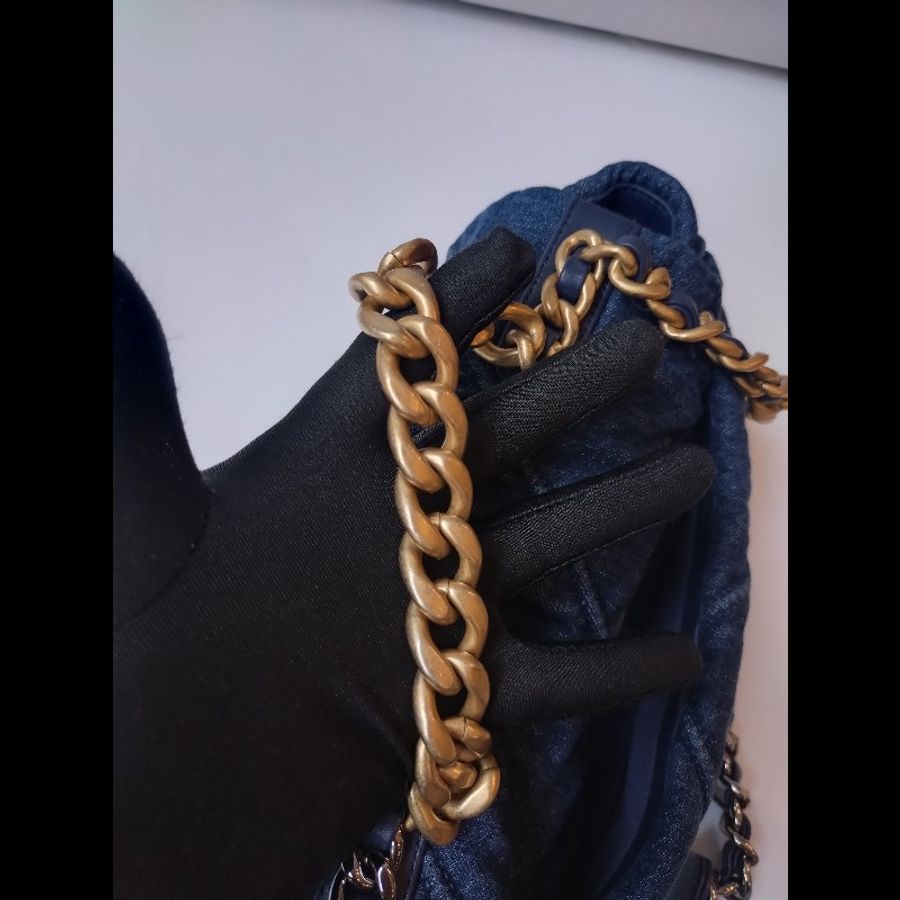 Chanel 鍊帶藍色丹寧布19包 26-22