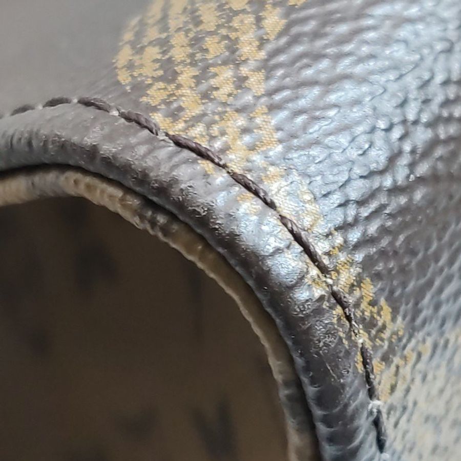 Louis Vuitton (LV) Onthego中型牛皮Gaint Monogram單肩包晶片款-12