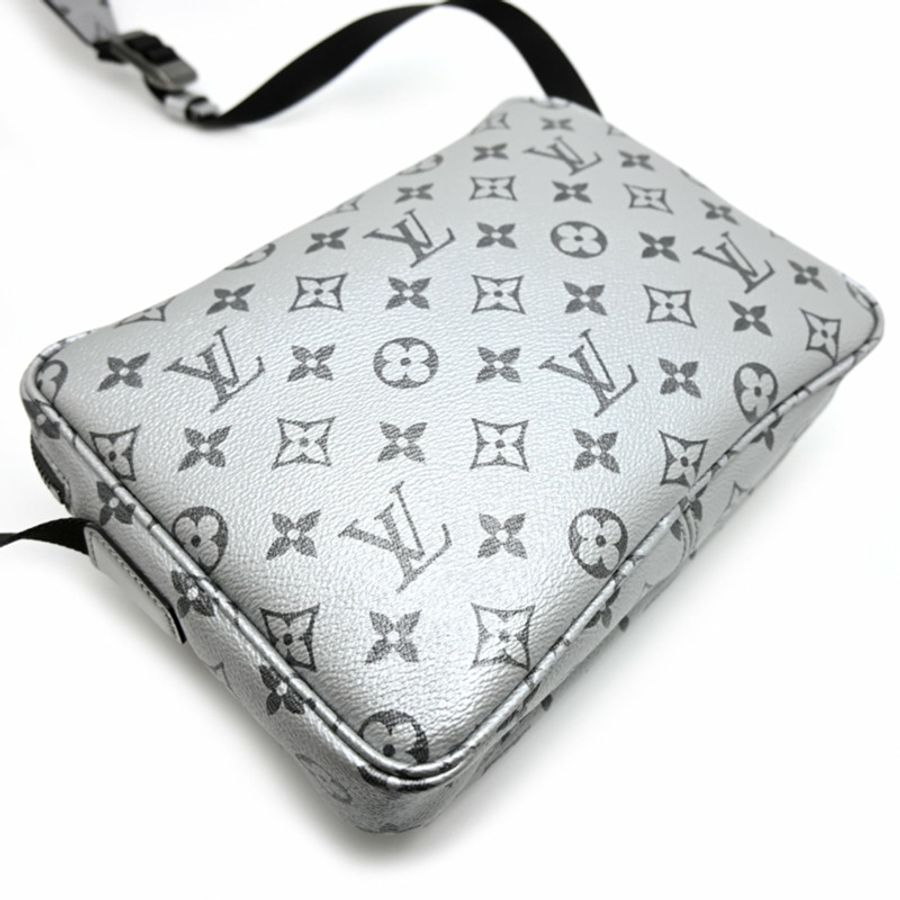 路易威登 Reflect Messenger PM 男女單肩包 M43859(已停產)Monogram 帆布銀色-3