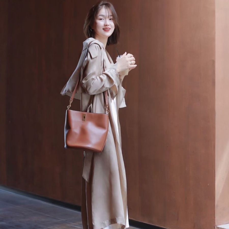 Celine Bucket16水桶包 棕色 牛皮23*25*22 98新配件肩帶 子包 塵袋-1