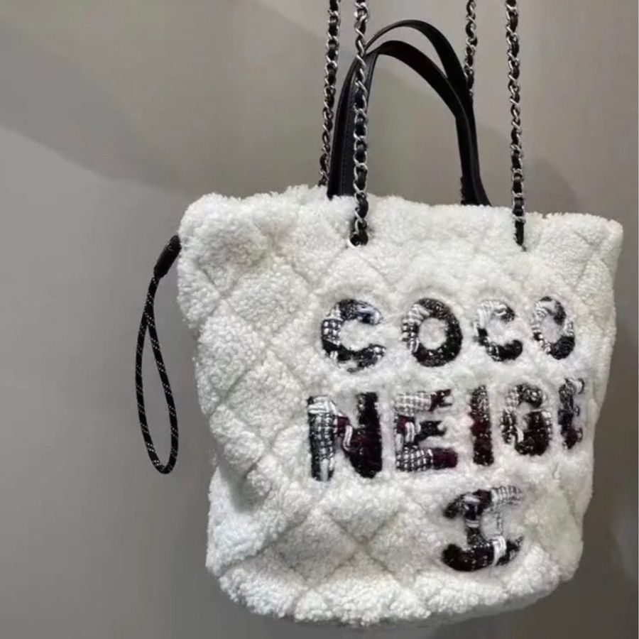 「JL精品代購」98新 Chanel 香奈兒coco neige羊羔毛tote-0