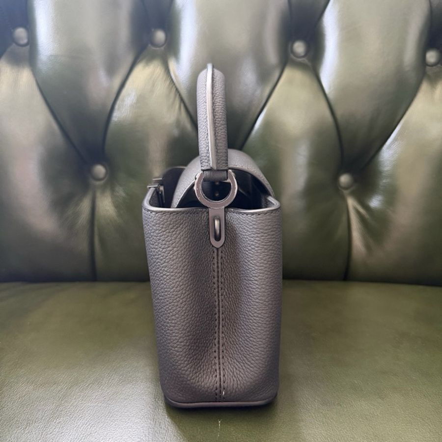 LOUIS VUITTON CapucinesLV 卡普辛 新款橫版迷你全黑-2