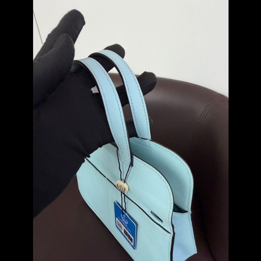 Hermes Halzan mini
U2微風蓝-12