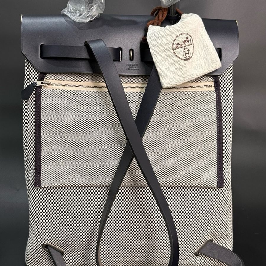 Hermes HERBAG A DOS ZI P RETOURNE背包-1