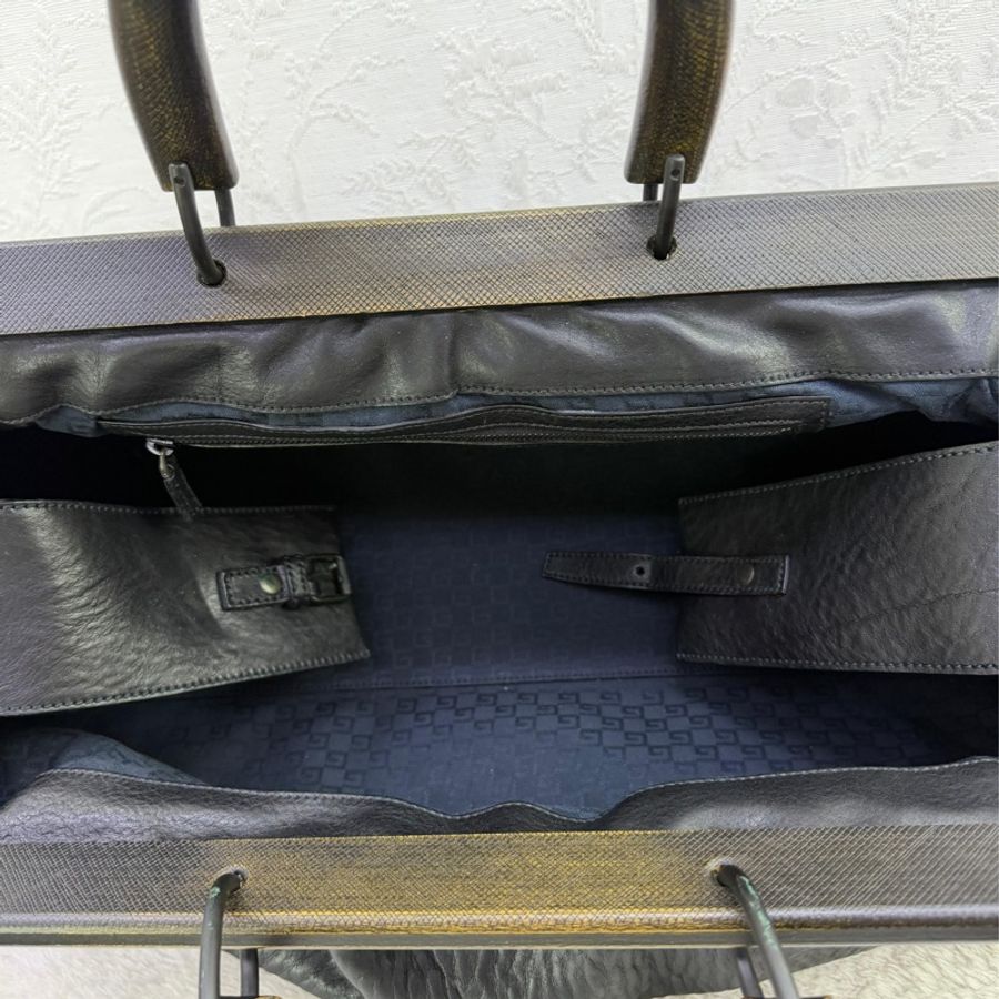 Vintage Gucci leather bag-12