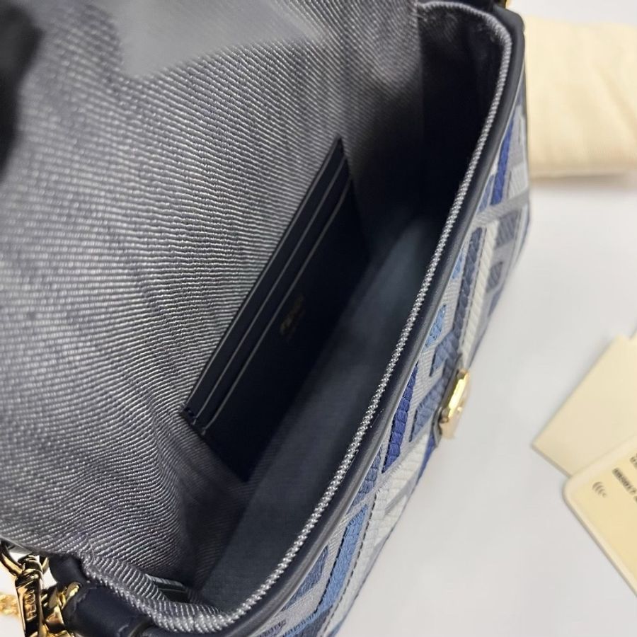 Fendi Baguette ( Blue ) F1LAZ-3