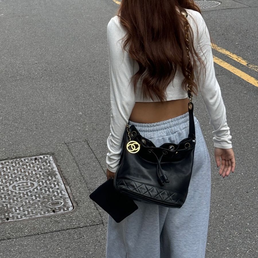 【極新🎁】 Chanel 黑金羊皮 水桶包 （專櫃223,000）-25
