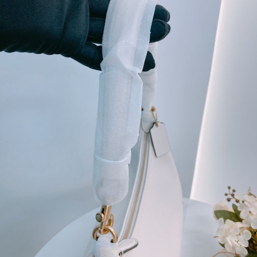 MS0659 Coach 蔻馳 腋下 兩用 包包 牛皮 月光色 Juliet Shoulder Bag Calfskin Moonlight-15