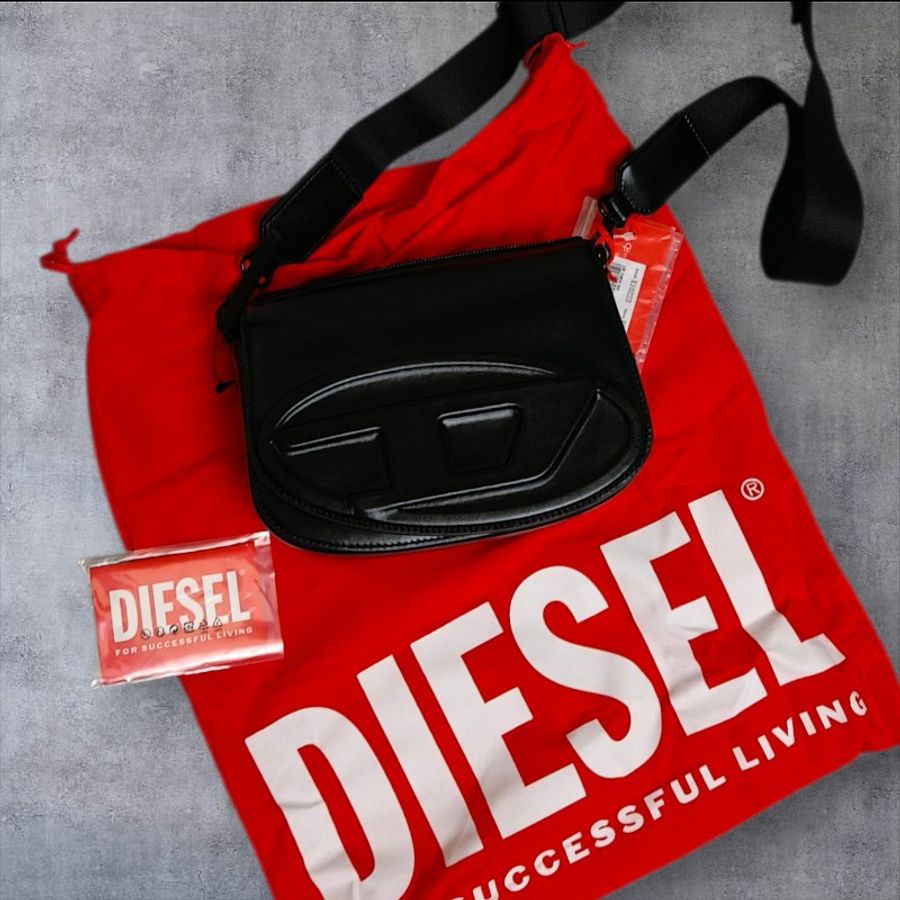 【全新】㊣✨Diesel✨(附防塵袋)黑色 烤漆 D字 潮流 Y2K 相機包 肩背包 斜背包/二手精品/二手包/保證正品-1