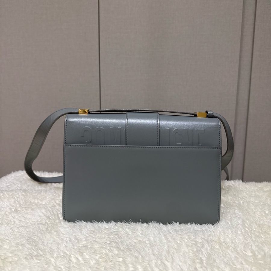 Dior 蒙田30 灰綠色-1
