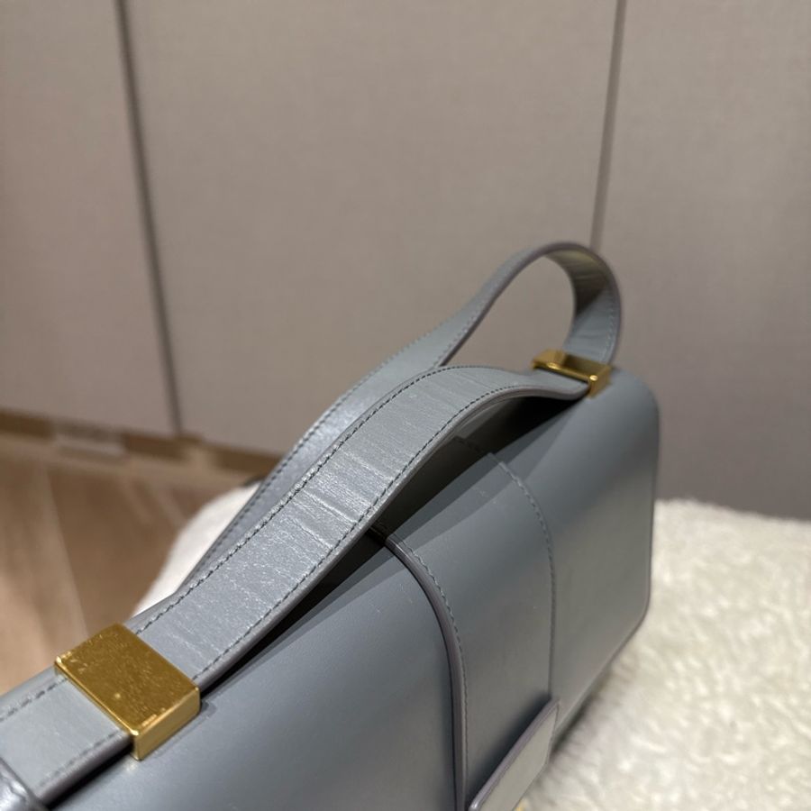 Dior 蒙田30 灰綠色-12