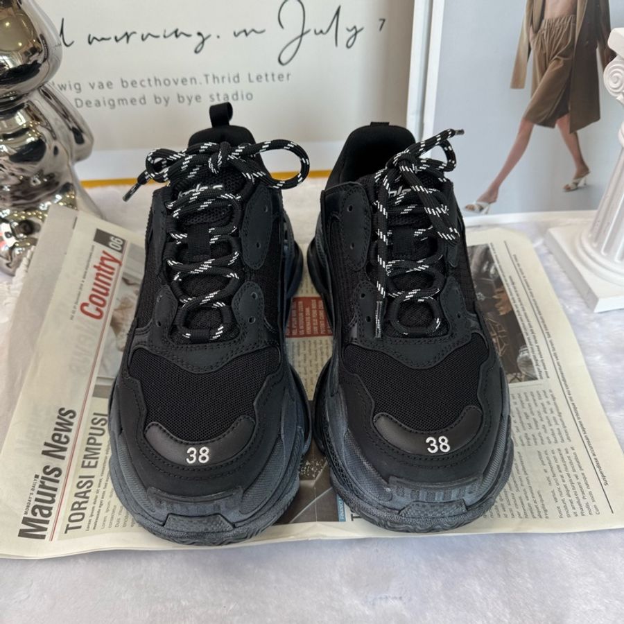 Balenciaga巴黎世家 老爹鞋-0