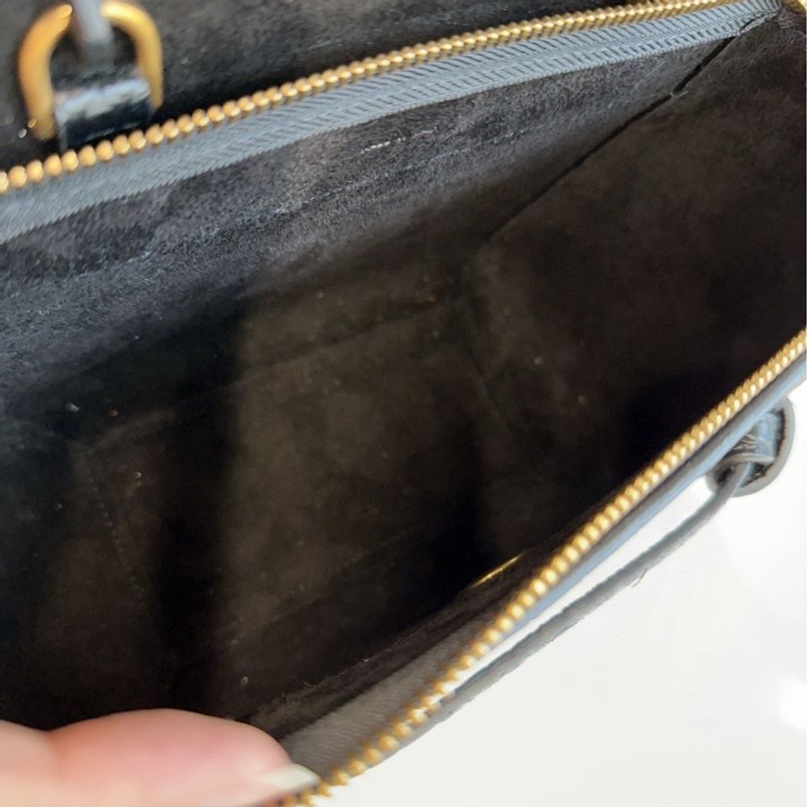 celine 賽琳 nano 鰐魚紋 鯰魚包 尺寸約20cm 附件:肩帶-8