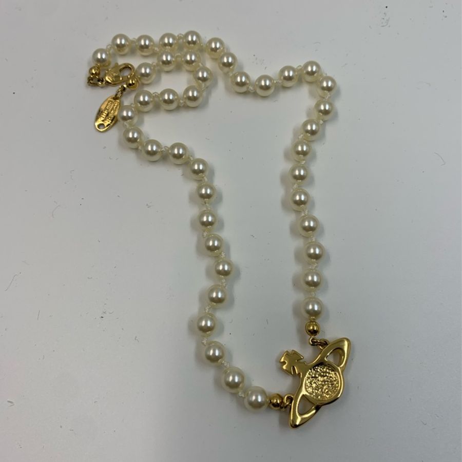 Vinnie Westwood Necklace-2