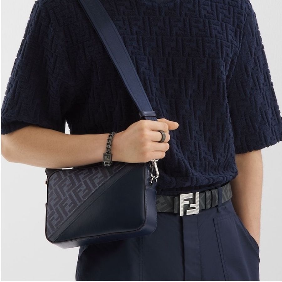 Fendi 男士 Diagonal拉鍊單肩包均碼碼常規、22cm*4.5cm*15cm-0