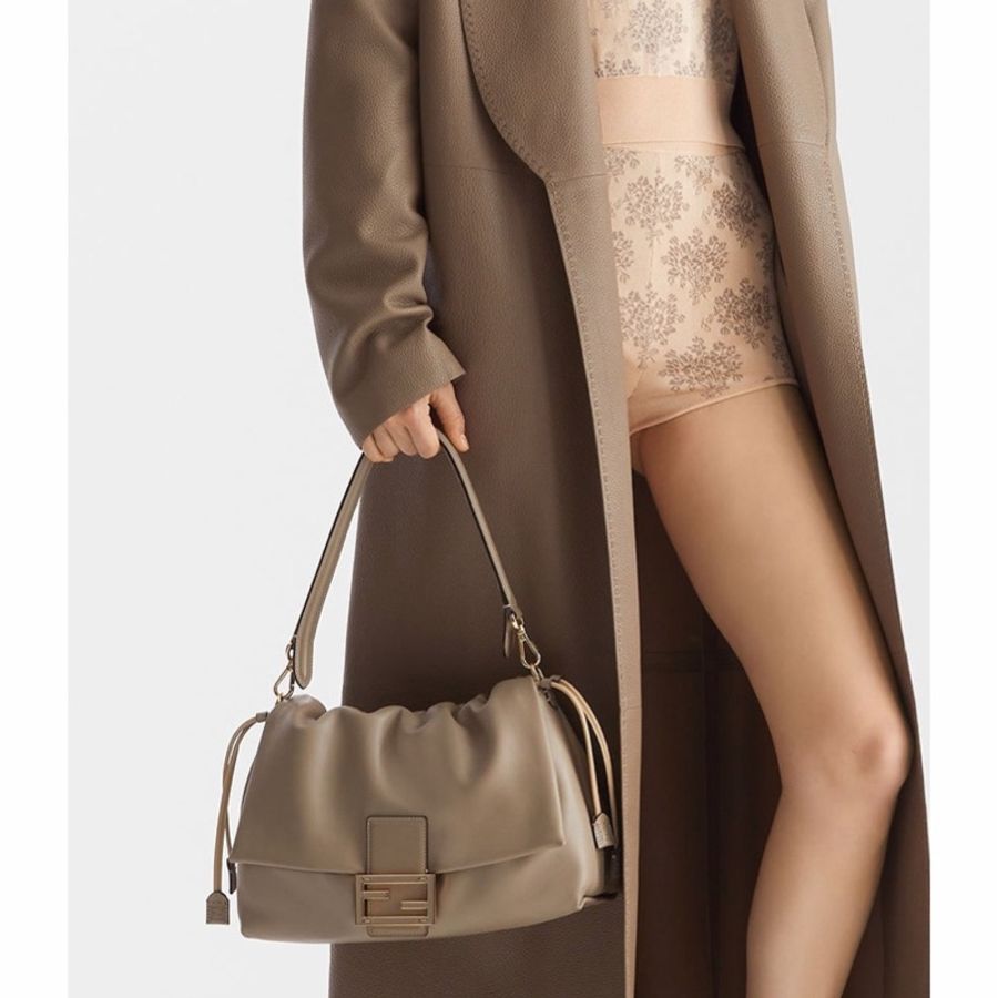 Fendi 女士 Mamma Baguette 大號單肩包 大號、31.5cm*12cm*22cm-1