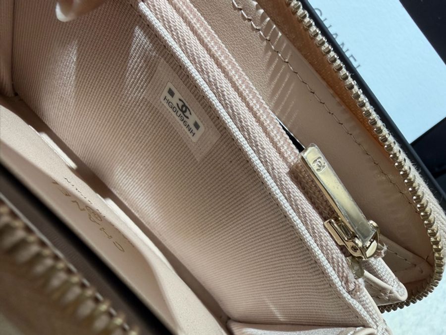 CHANEL-全新*季節款*淡粉拉鍊零錢夾-5
