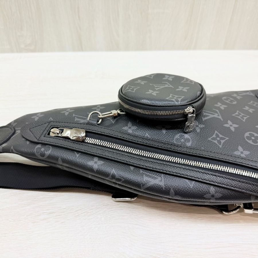 LV全新✨黑灰Duo 胸口包m30936-7