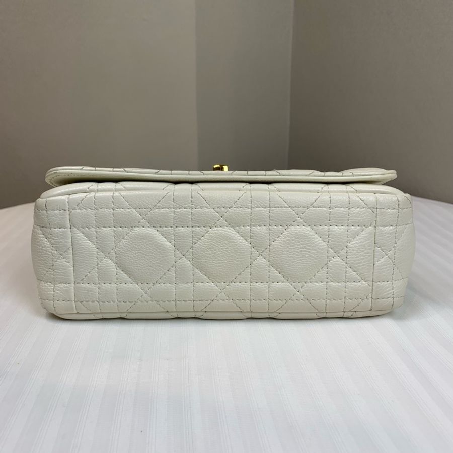 迪奧/Dior Caro 象牙色柔軟牛皮革藤格紋單肩斜背包 簡約大氣的經典款 20x7x12cm-5