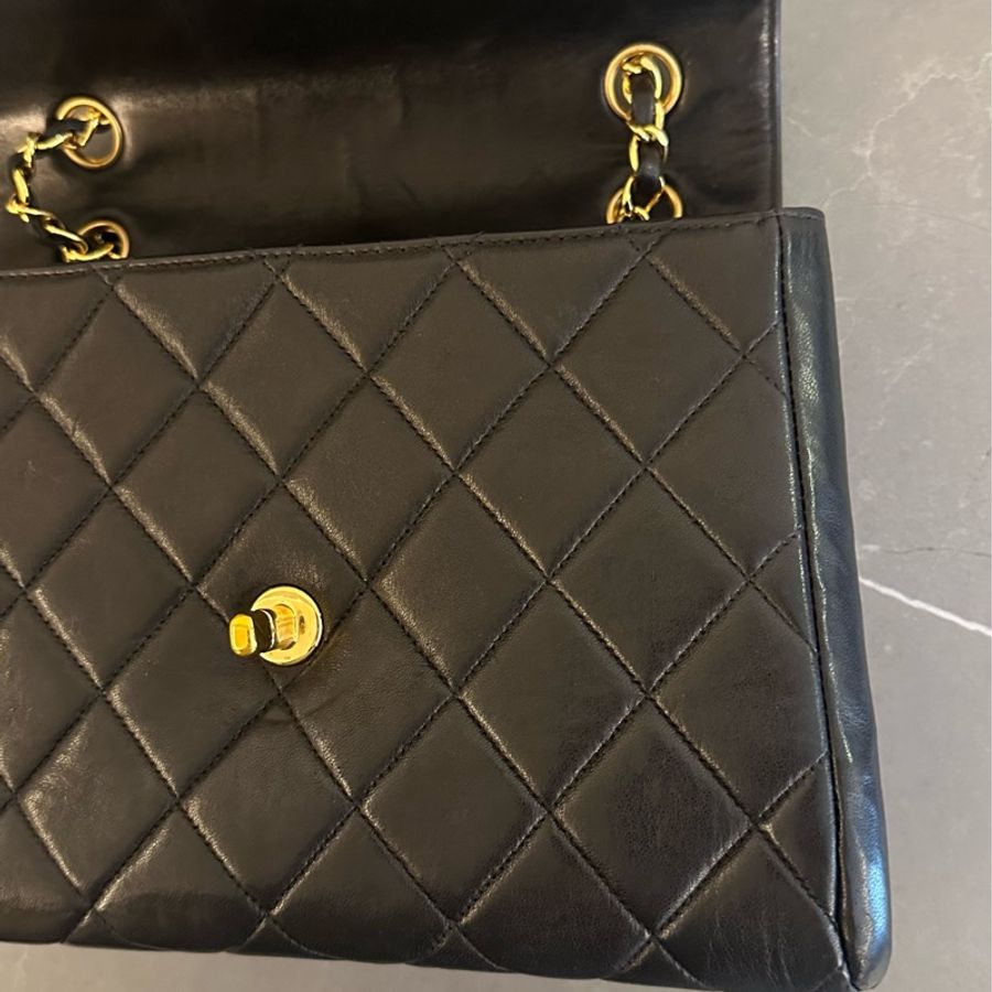 🩵MYMluxurybag🩵 Chanel 25cm 黑金 全皮 肩背袋 斜背袋-14