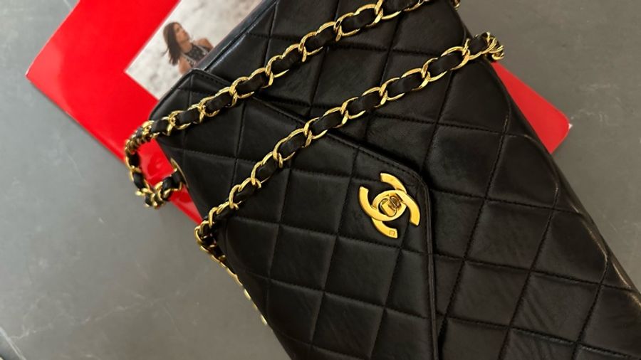 🩵MYMluxurybag🩵 Chanel 25cm 黑金 全皮 肩背袋 斜背袋-34