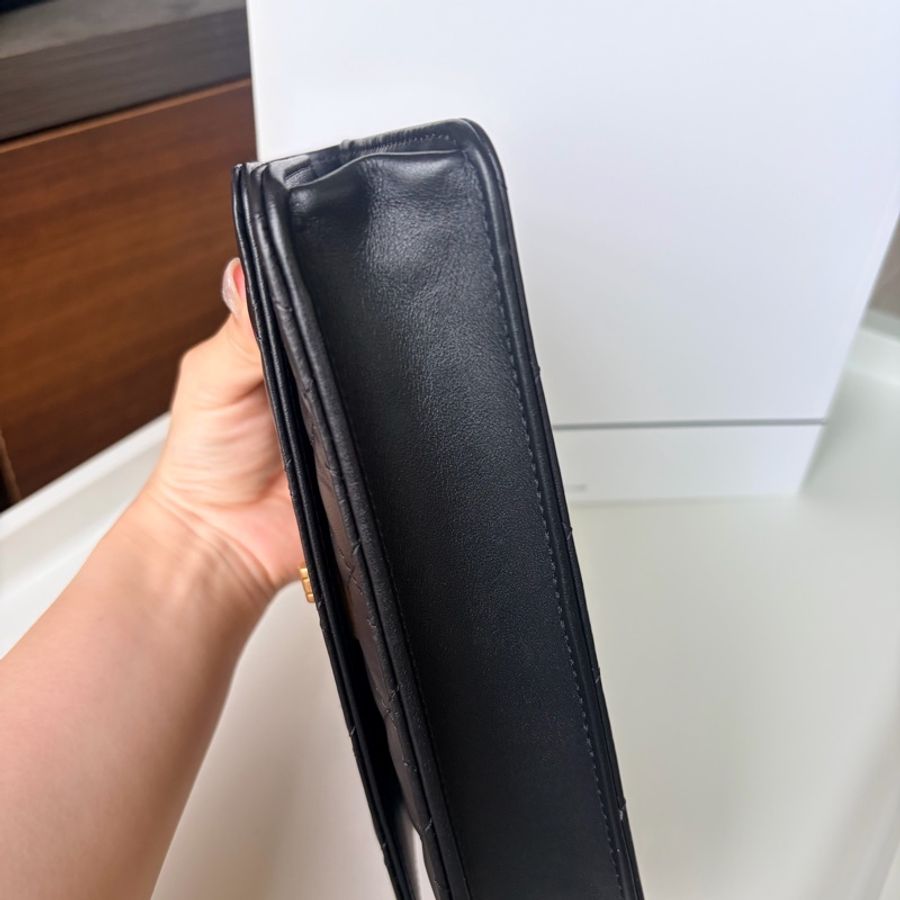 香奈兒Chanel 2.55 經典款黑金WOC(黑色、金釦)晶片款-9