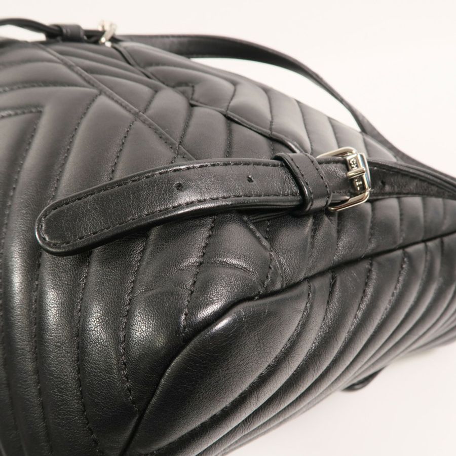 CHANEL 羊皮皮革Urban Spirit Backpack背包-12