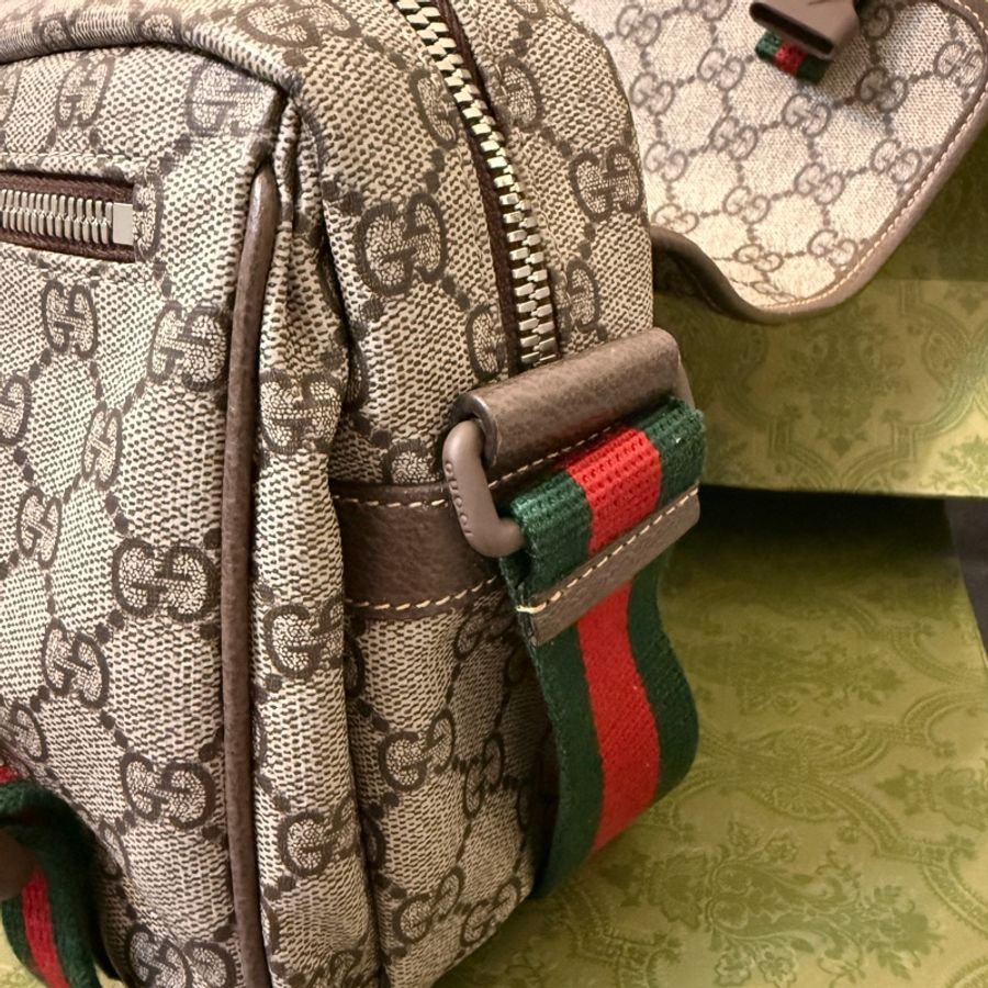 Gucci 郵差包-19