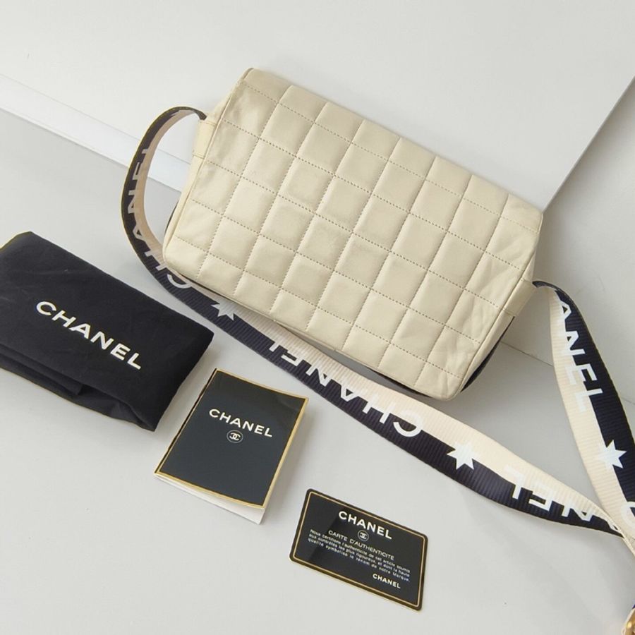 Vintage CHANEL Sports Coco 香奈兒米色冰格運動 CF 復古包｜腋下｜單肩包｜斜背包-2