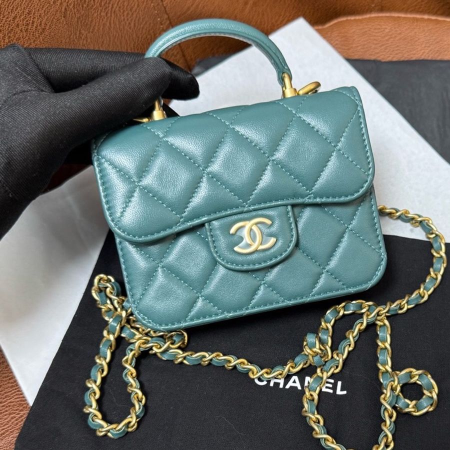 CHANEL 21k綠色手柄公文包mini 31開有卡 復古綠搭配復古五金 超洋氣 成色很好-0