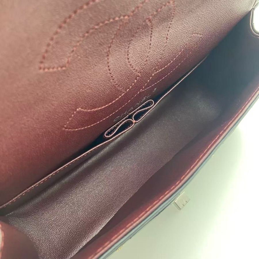 Chanel香奈兒2.55中號彗星徽章圖案黑色牛皮復古金扣鏈條包,鐳射24開-7