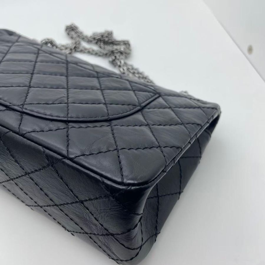 Chanel香奈兒2.55中號彗星徽章圖案黑色牛皮復古金扣鏈條包,鐳射24開-13