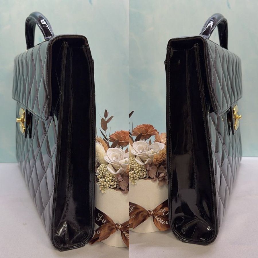 CHANEL Vintage菱格紋漆皮雙C轉扣公事包-2