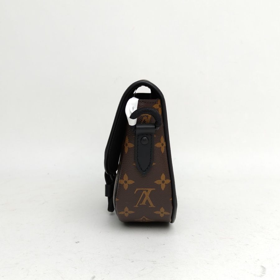 LOUIS VUITTON Montsouris郵差包小號老花PVC晶片-1