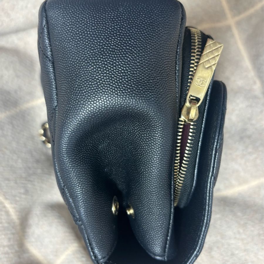 ［二手正貨］Chanel business affinity bag郵差包中號25cm-19