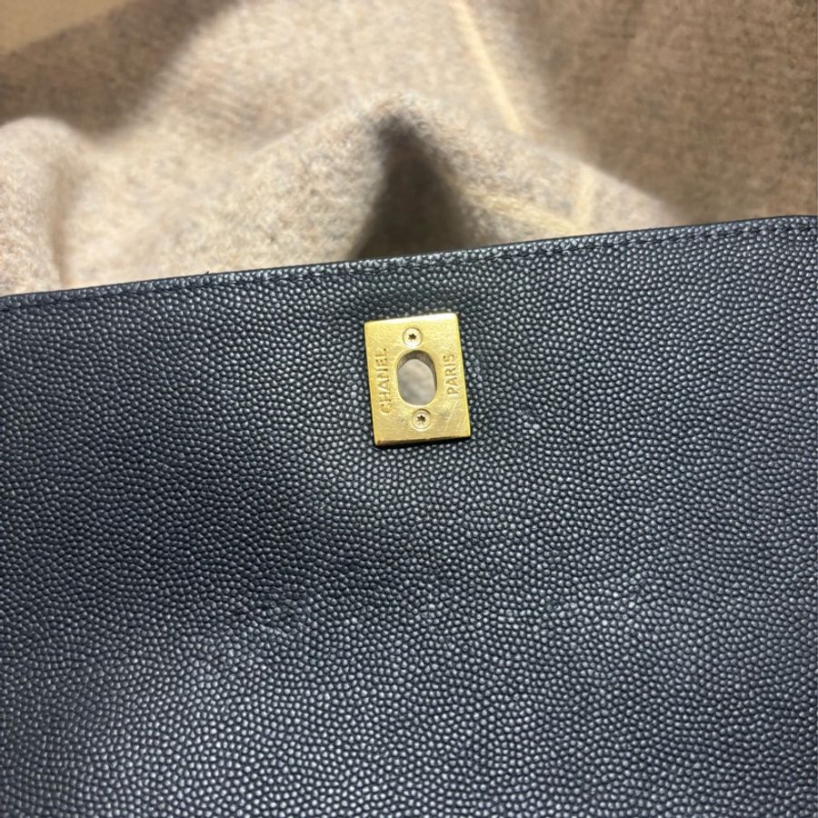 ［二手正貨］Chanel business affinity bag郵差包中號25cm-34